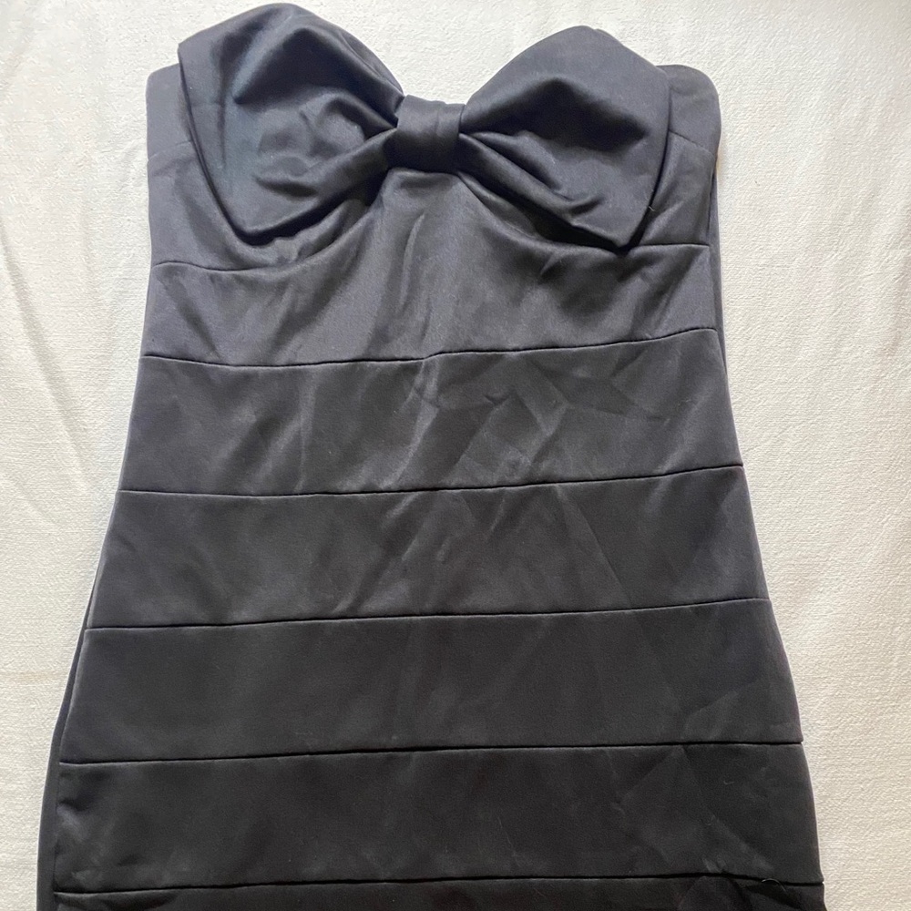 Black bow bodycon mini dress